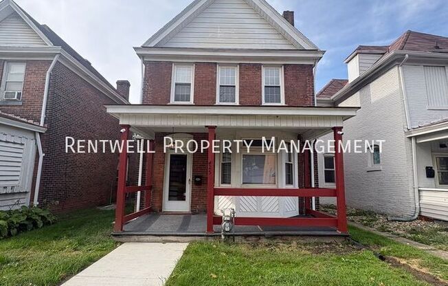 425 RUSSELLWOOD AVE