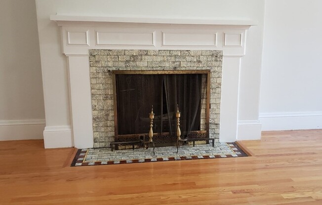 924 Beacon St.