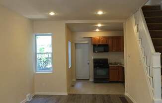 3 beds, 2 baths, $1,700