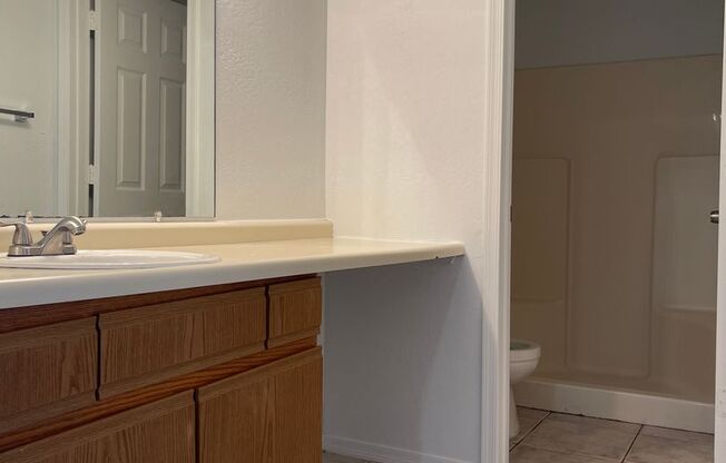 2 beds, 2 baths, $1,150