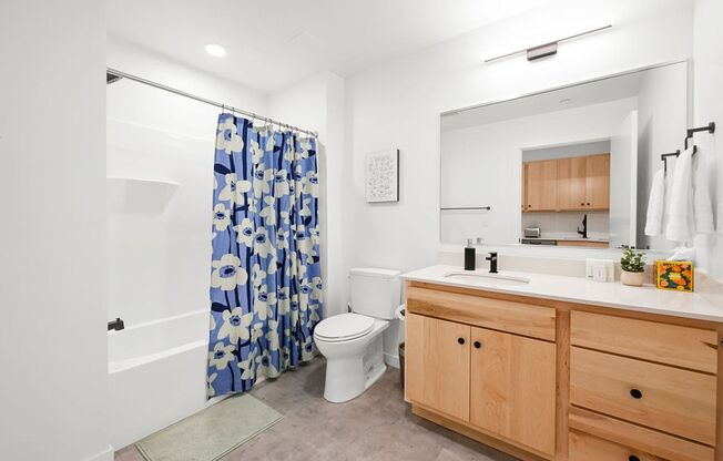 Studio, 1 bath, 530 sqft, $1,385, Unit 319