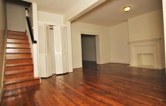 336 E University Pkwy