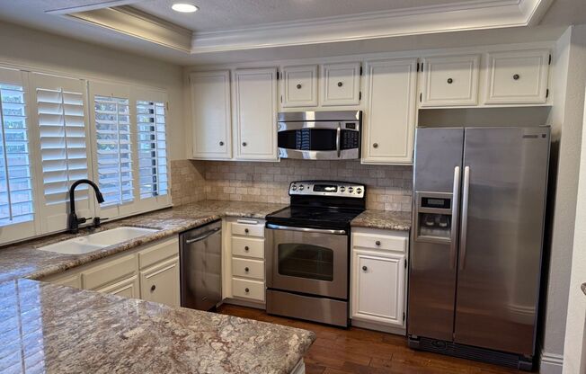 Elegant 3 Bedroom 2.5 Bath Townhome in the Desirable Dry Creek Village of Willow Glen