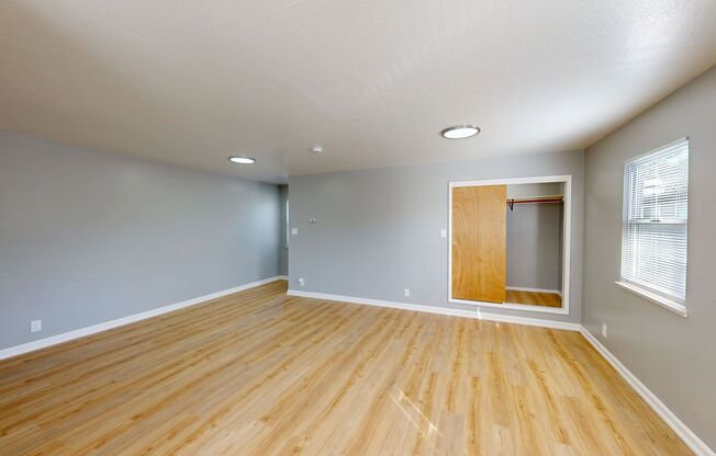 Studio, 1 bath, 420 sqft, $1,795, Unit 623-11