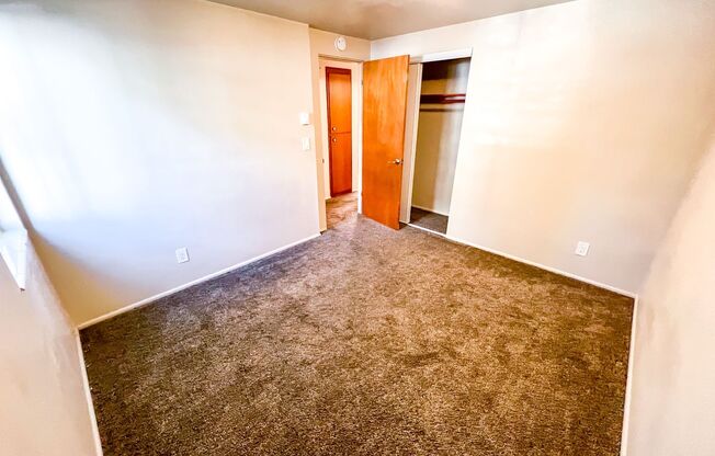 3 beds, 2 baths, 1,390 sqft, $3,095, Unit 401