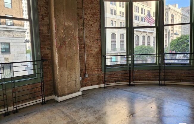 2 beds, 2.3 baths, 1,900 sqft, $5,500, Unit 505