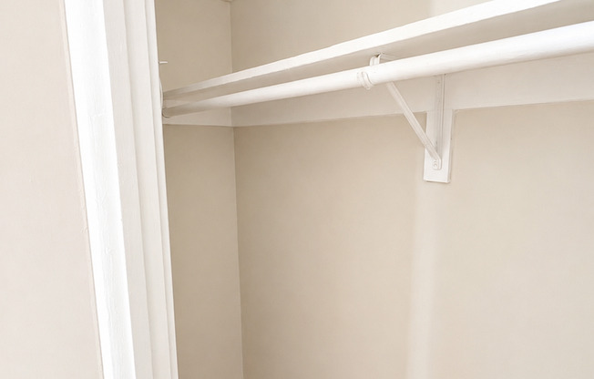 Studio, 1 bath, 275 sqft, $1,495, Unit 211