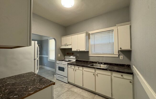 1 bed, 1 bath, $1,725