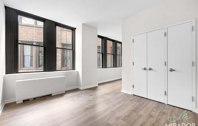 1 bed, 1 bath, $4,100, Unit 11C