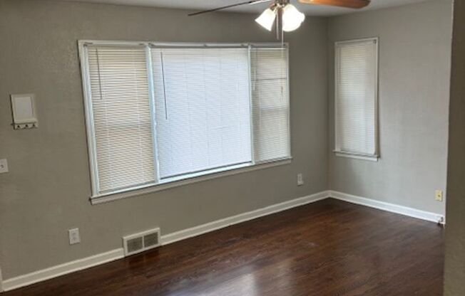 2 beds, 1 bath, $1,175