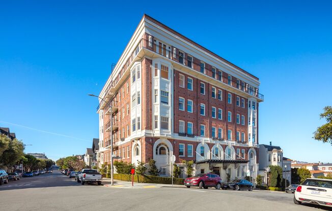 145 Laurel Street (1111r)