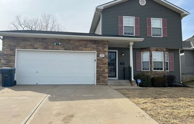 4134 WOODLAND AVE