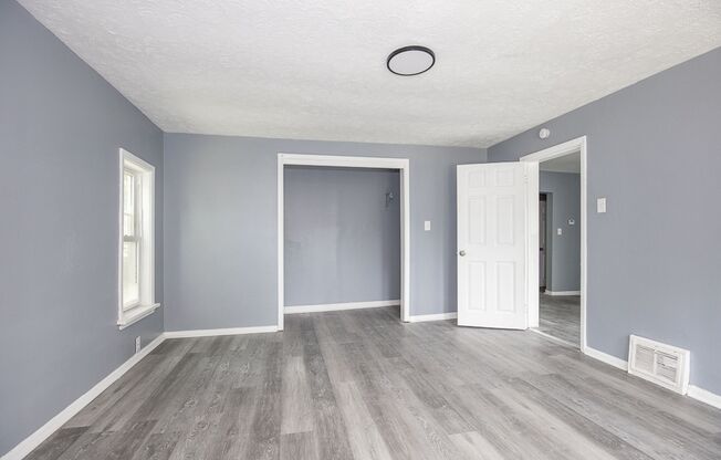 Charming 4-Bedroom Property in Prime Location