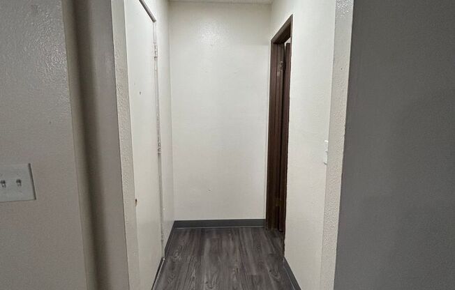 Studio, 1 bath, 500 sqft, $850, Unit 1712- 9