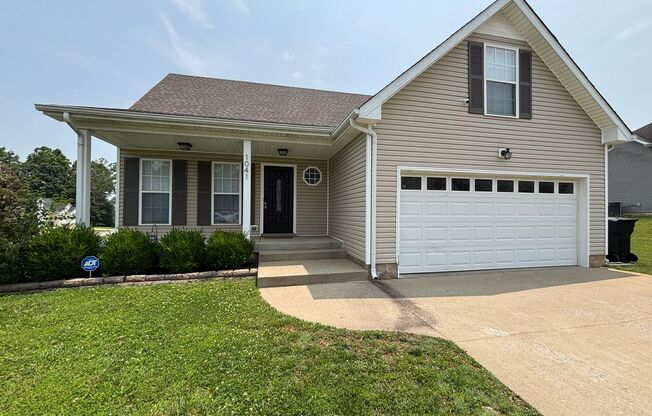 Spacious 4 Bed, 2.5 Bath Home for Rent!
