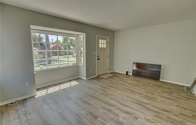215 N PRINCETON AVE