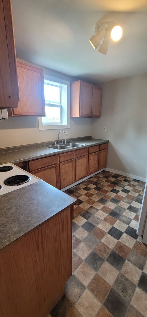 Duluth MN - 4 Bed - 2 Bath