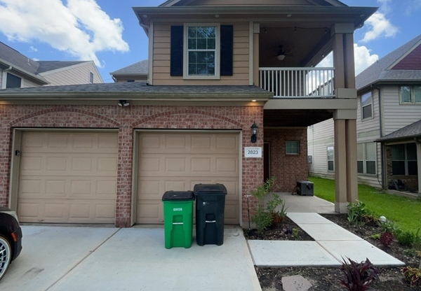 2823 FEATHER GRN TRL
