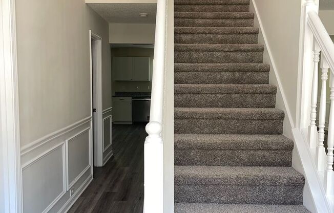 5 beds, 3 baths, $2,575