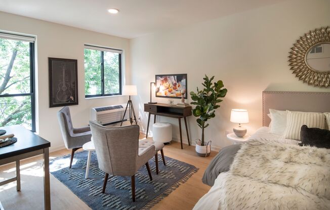 Studio, 1 bath, 411 sqft, $1,455, Unit 409