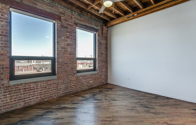 1 bed, 1 bath, 624 sqft, $995, Unit Loft S