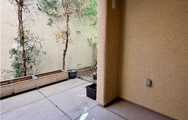 3 beds, 2.5 baths, $2,150
