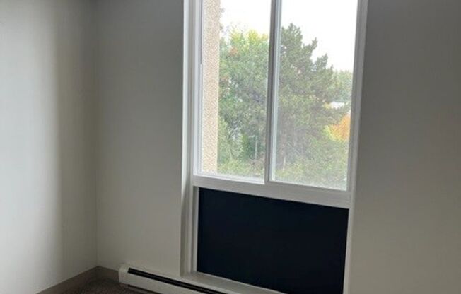 1 bed, 1 bath, 642 sqft, $1,225, Unit 118
