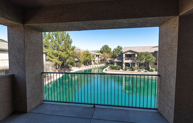 3 beds, 2 baths, 1,509 sqft, $2,200, Unit Unit 2086