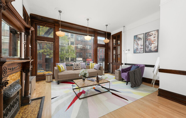 106 LEXINGTON AVE