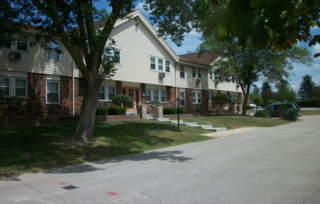 Morningside Hills Apartments-Waukesha