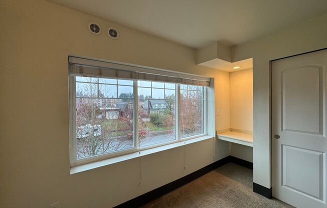 1 bed, 1 bath, 350 sqft, $1,050, Unit 414