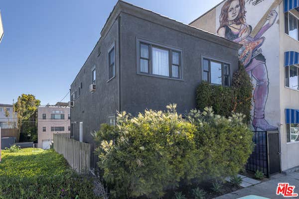 1900 PACIFIC AVE