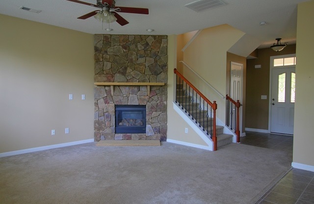 Gorgeous 3 Bedroom Home in Windcrest Subdivision - Available September 10th!