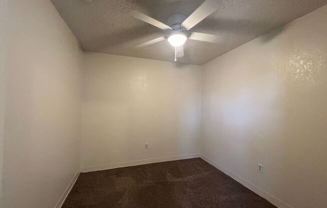 1 bed, 1 bath, 750 sqft, $925