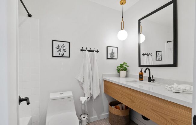 Studio, 1 bath, $1,995, Unit 03
