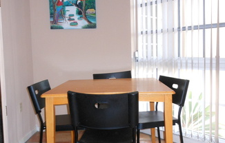 2 beds, 2 baths, $2,850, Unit # 2211