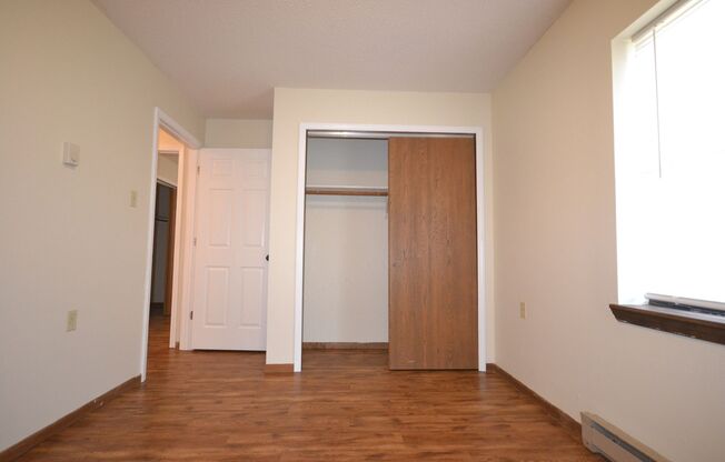 2 beds, 1 bath, 750 sqft, $750, Unit 08