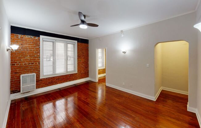 La Chandelle Apts...Charming building...Renovated Apartments Available...Hardwood Floors!
