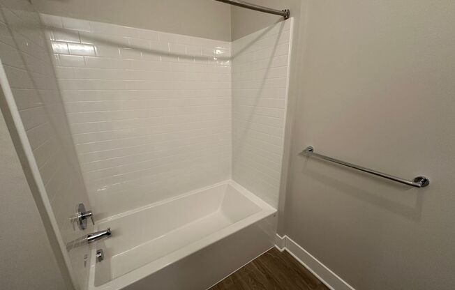 2 beds, 2 baths, 1,182 sqft, $2,449, Unit 114