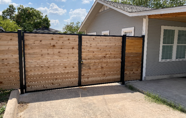 1114 FRESNO