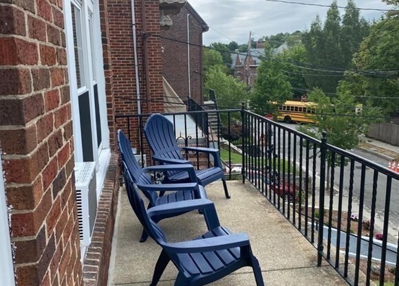 89 Westbourne Ter # 2