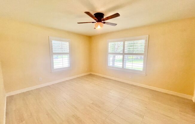 4 beds, 2.5 baths, $3,000