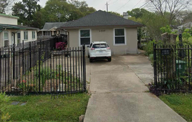 2320 PEPPERMILL RD