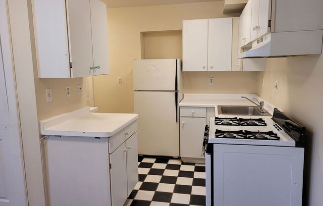 1210-12 Van Buren