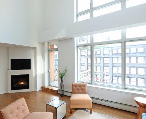 3 beds, 3 baths, $14,500, Unit 19C