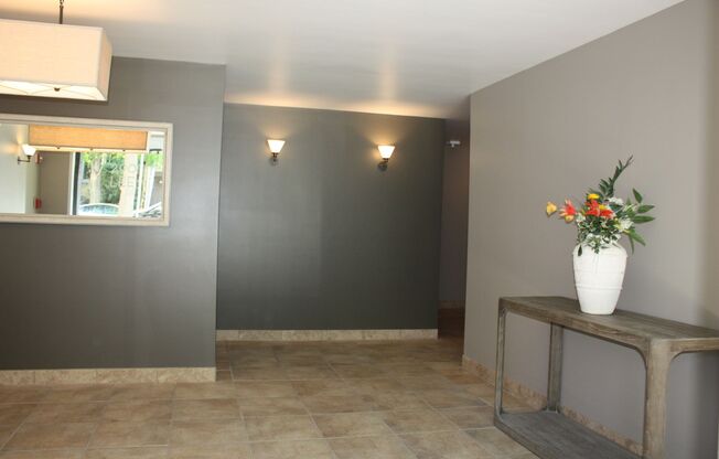1 bed, 1 bath, 780 sqft, $2,195, Unit 205