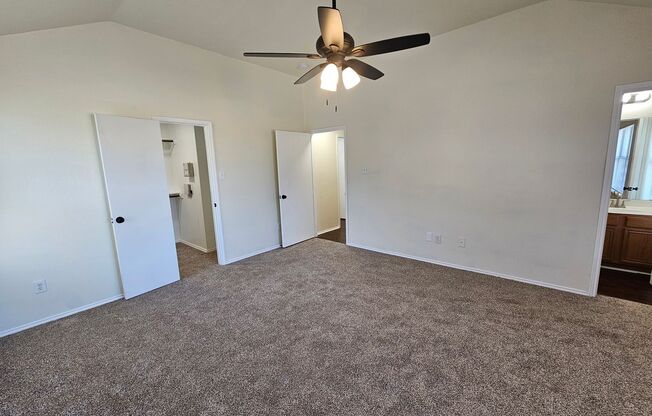 3 beds, 2 baths, $2,000