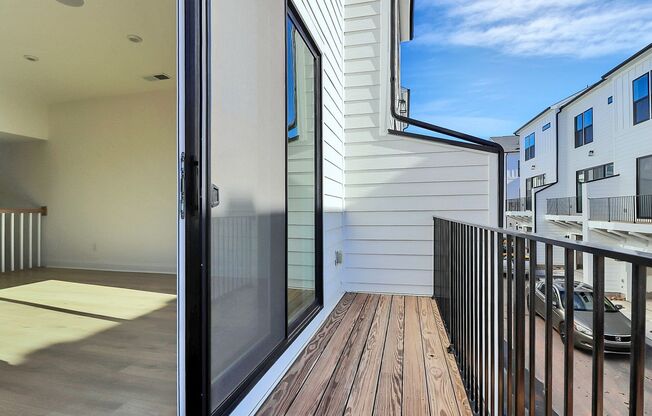 Stunning New Construction Townhome for Rent in Ballantyne