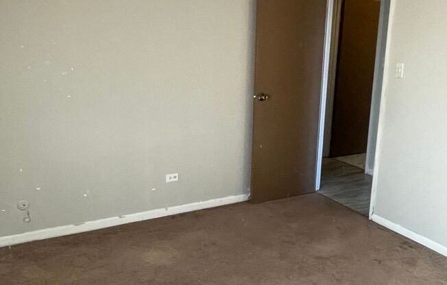 2 beds, 1 bath, 865 sqft, $1,480, Unit Building 7-3A