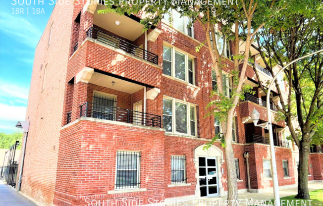 218 E 44 ST
